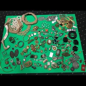 9 lbs Vintage and Costume Jewelry and Craft Pieces